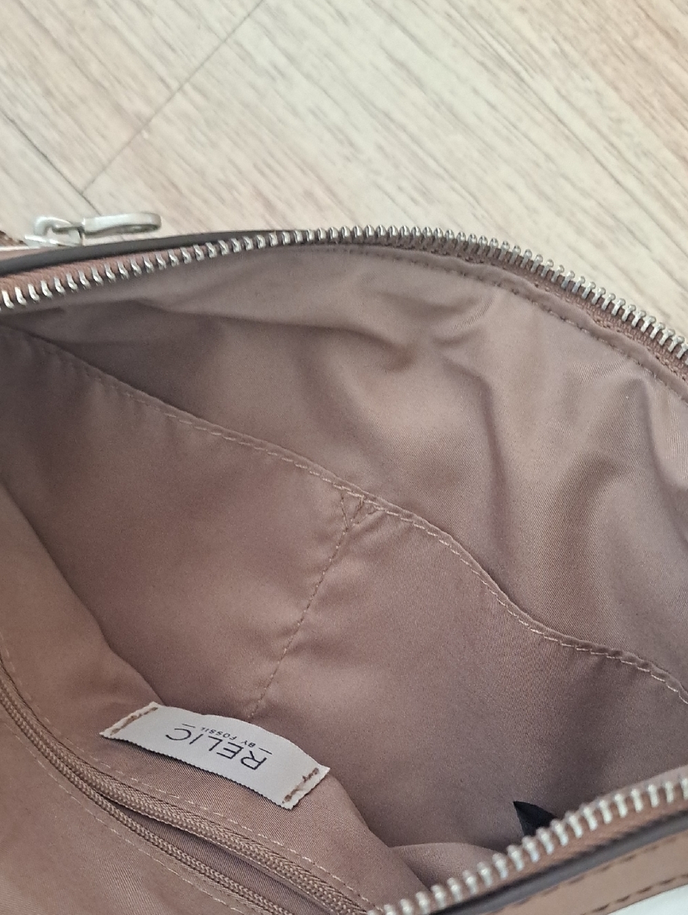 RELIC Floral Crossbody Bag with Taupe Trim - Picture 9 of 11